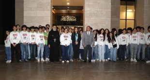 وزيرة التنمية المحلية تستقبل وفداً من طلاب مدرسة "فيلوباتير" المصرية بكندا